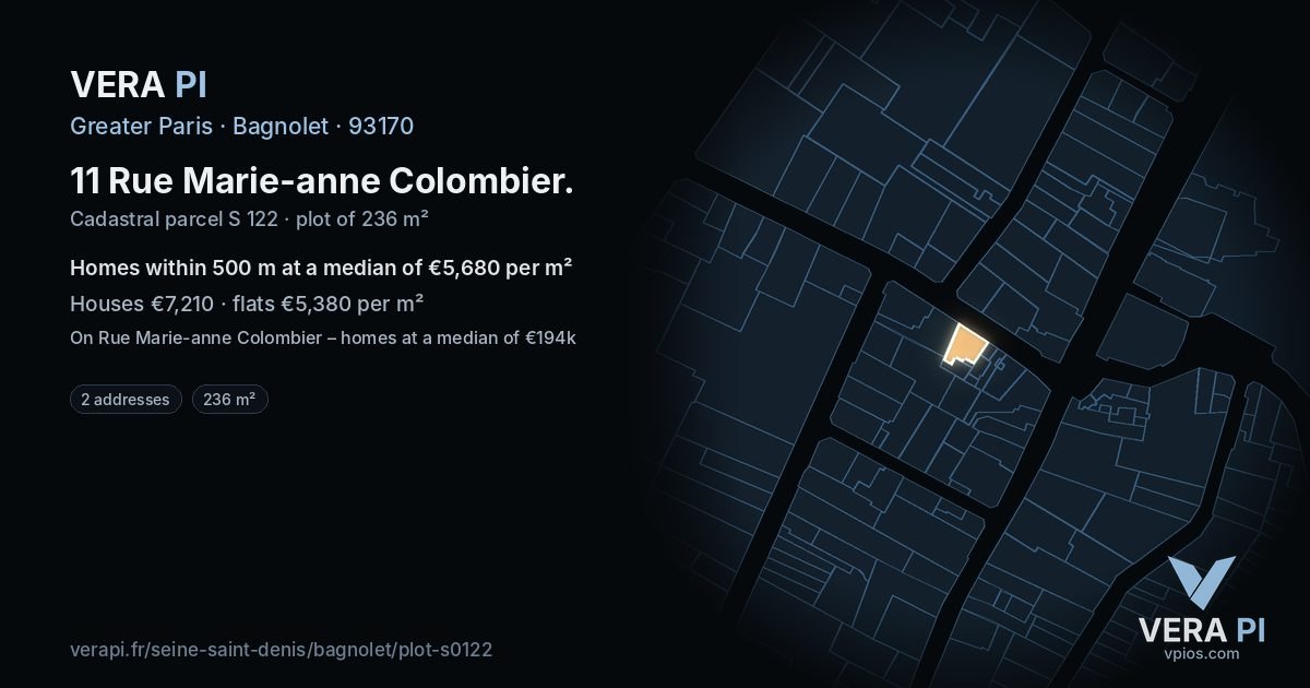11 Rue Marie-anne Colombier, Bagnolet at night – the plot lit, the parcels around coloured by the prices near them
