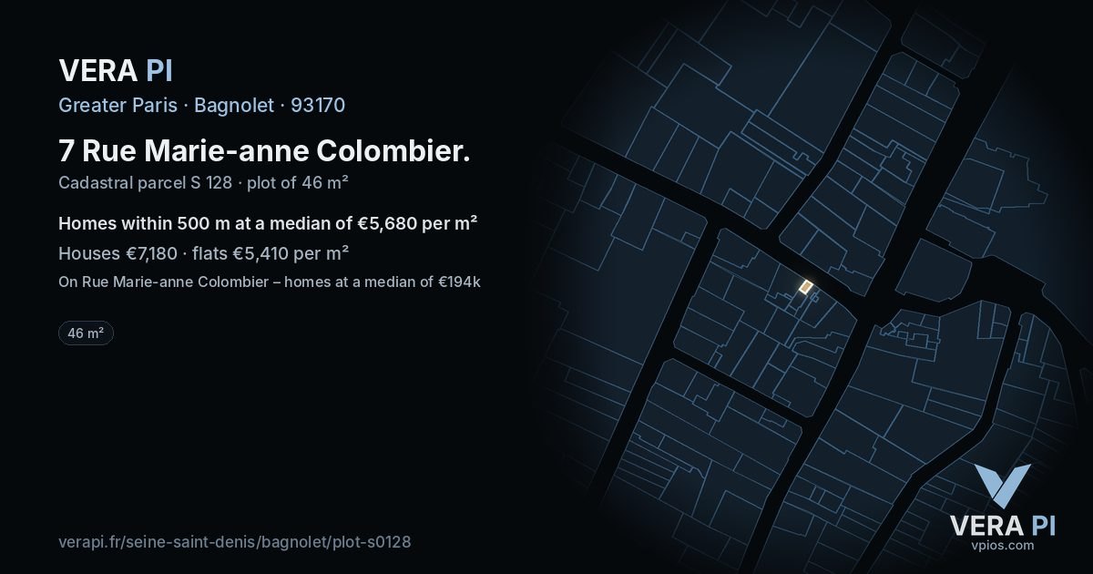 7 Rue Marie-anne Colombier, Bagnolet at night – the plot lit, the parcels around coloured by the prices near them