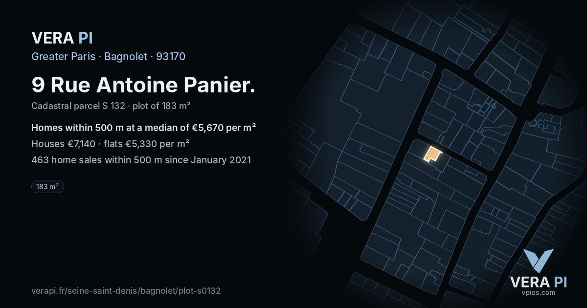 9 Rue Antoine Panier, Bagnolet at night – the plot lit, the parcels around coloured by the prices near them