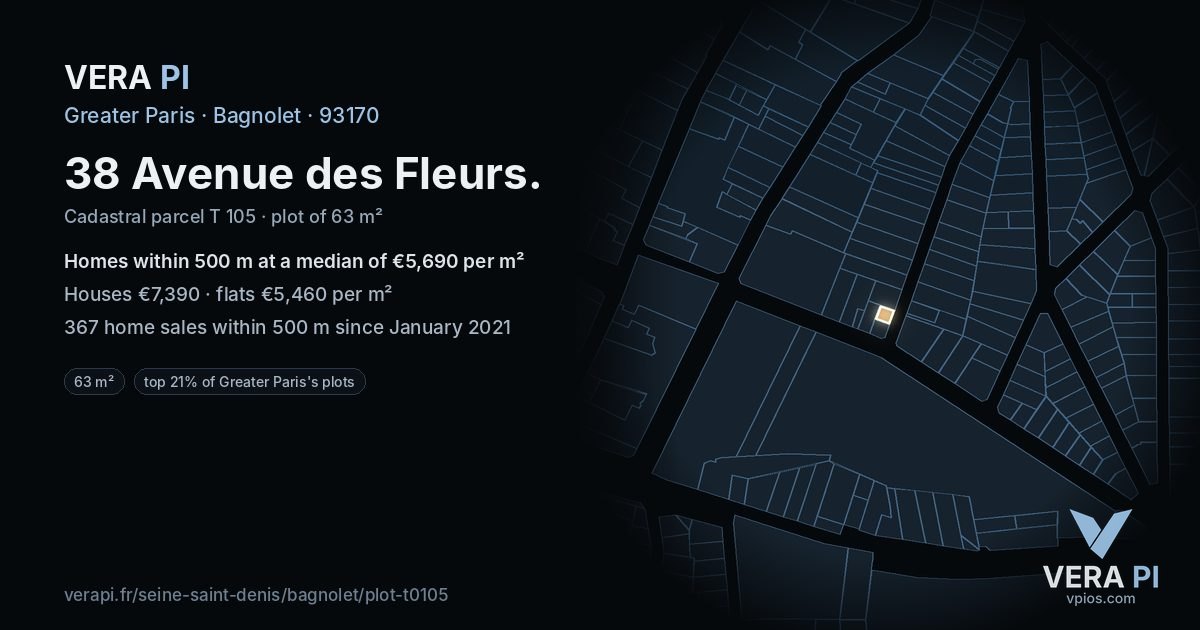 38 Avenue des Fleurs, Bagnolet at night – the plot lit, the parcels around coloured by the prices near them