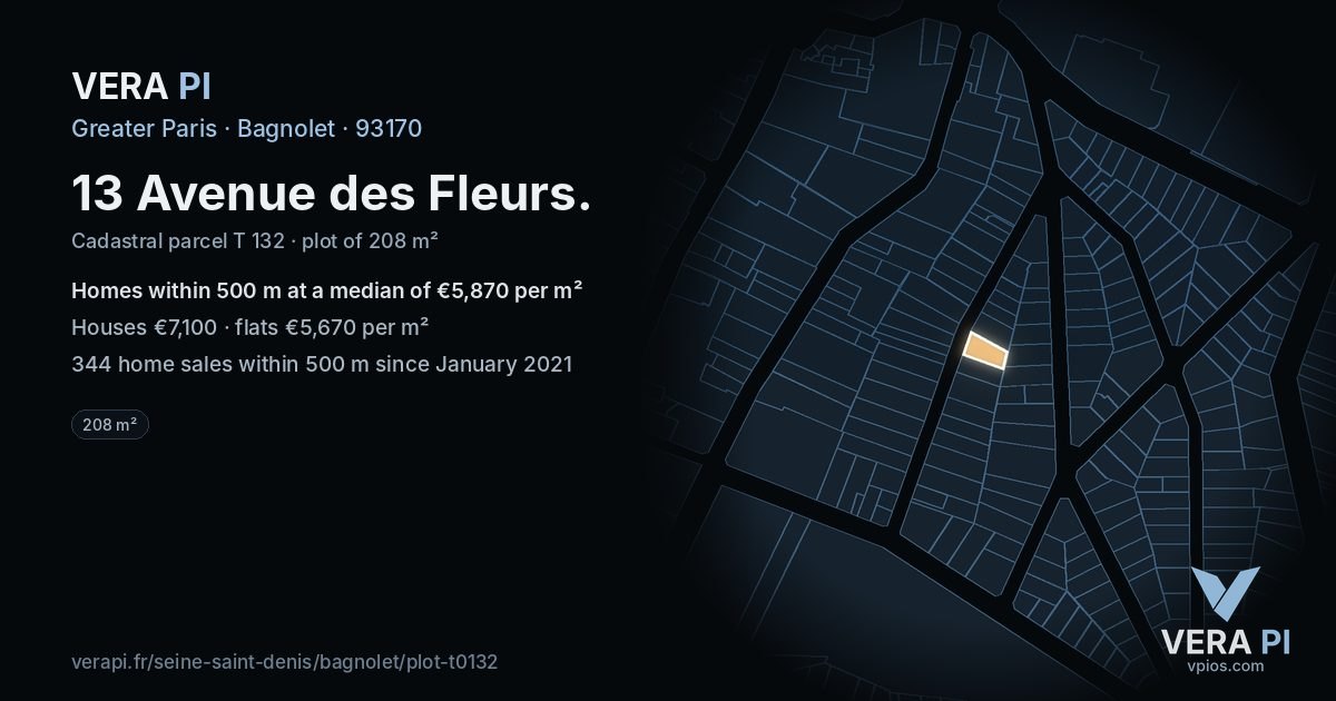 13 Avenue des Fleurs, Bagnolet at night – the plot lit, the parcels around coloured by the prices near them