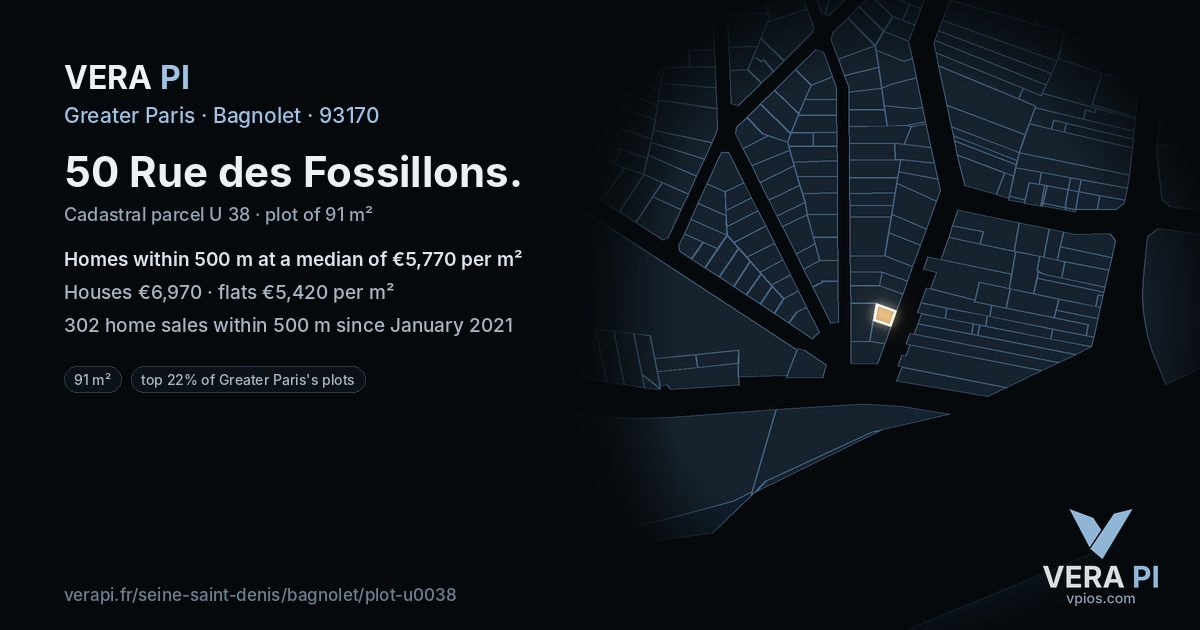50 Rue des Fossillons, Bagnolet at night – the plot lit, the parcels around coloured by the prices near them