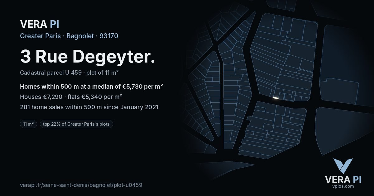 3 Rue Degeyter, Bagnolet at night – the plot lit, the parcels around coloured by the prices near them