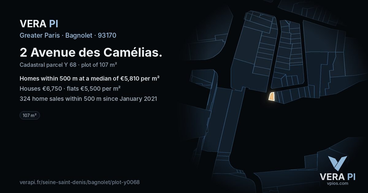 2 Avenue des Camélias, Bagnolet at night – the plot lit, the parcels around coloured by the prices near them