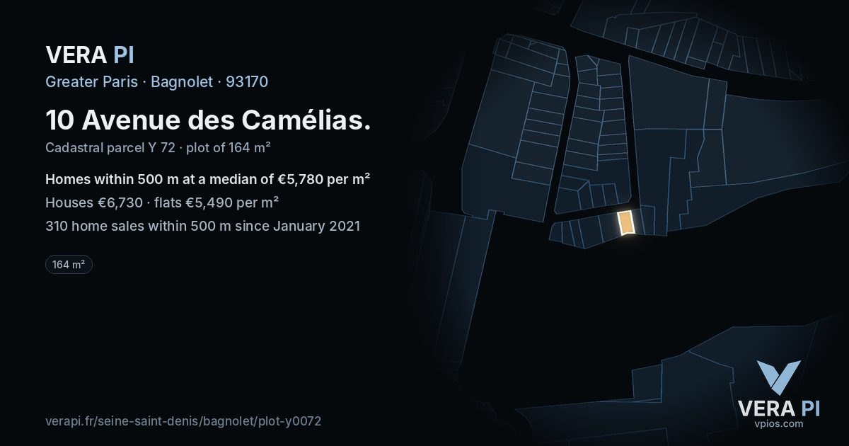 10 Avenue des Camélias, Bagnolet at night – the plot lit, the parcels around coloured by the prices near them
