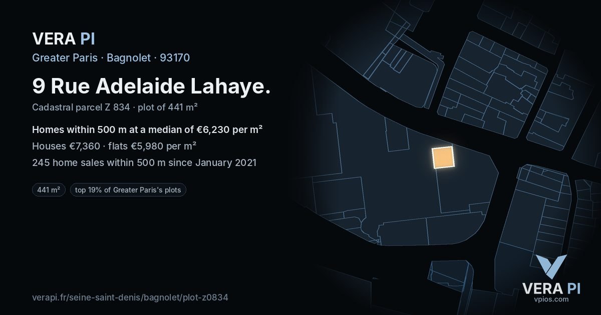 9 Rue Adelaide Lahaye, Bagnolet at night – the plot lit, the parcels around coloured by the prices near them
