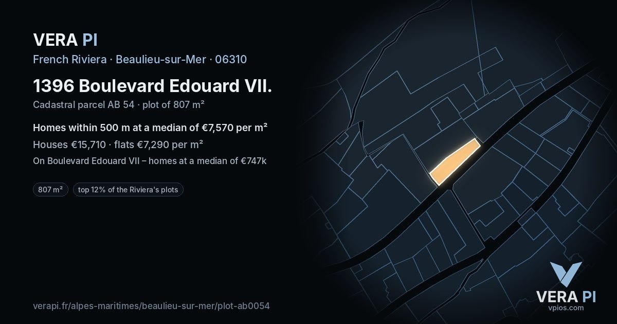 1396 Boulevard Edouard VII, Beaulieu-sur-Mer at night – the plot lit, the parcels around coloured by the prices near them