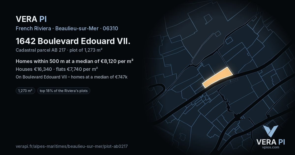 1642 Boulevard Edouard VII, Beaulieu-sur-Mer at night – the plot lit, the parcels around coloured by the prices near them