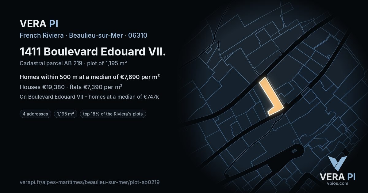 1411 Boulevard Edouard VII, Beaulieu-sur-Mer at night – the plot lit, the parcels around coloured by the prices near them