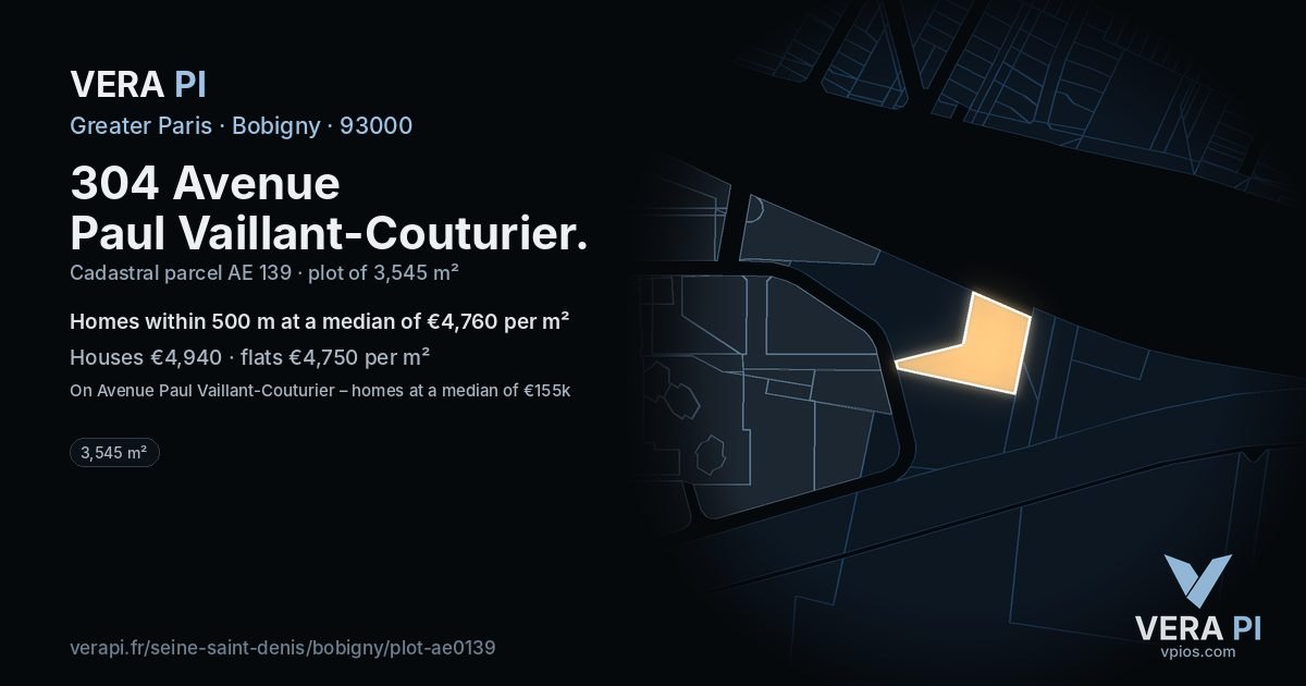 304 Avenue Paul Vaillant-Couturier, Bobigny at night – the plot lit, the parcels around coloured by the prices near them