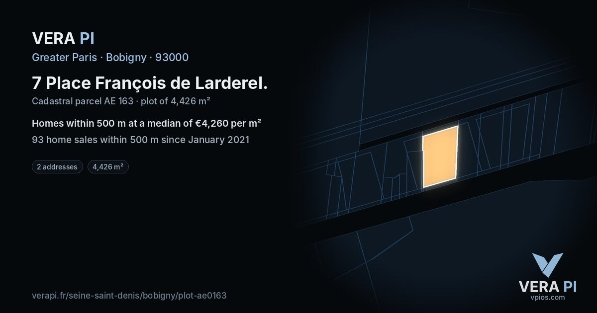 7 Place François de Larderel, Bobigny at night – the plot lit, the parcels around coloured by the prices near them