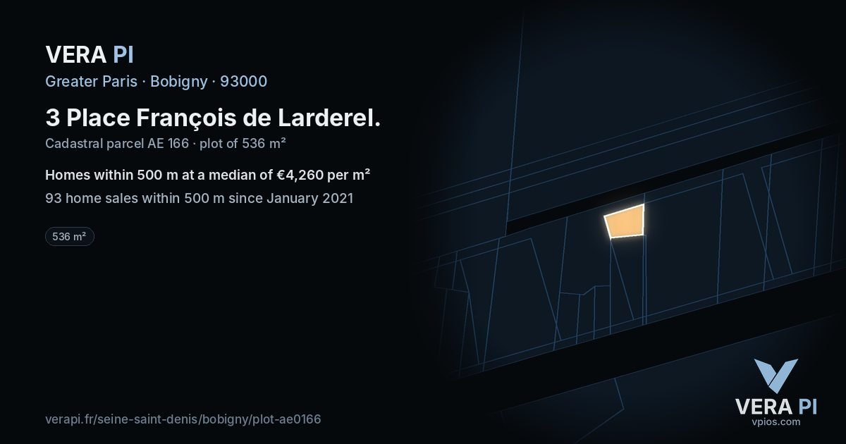 3 Place François de Larderel, Bobigny at night – the plot lit, the parcels around coloured by the prices near them