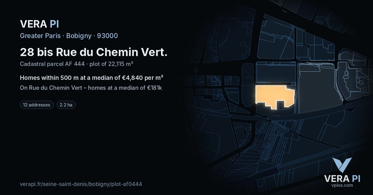 28 bis Rue du Chemin Vert, Bobigny at night – the plot lit, the parcels around coloured by the prices near them