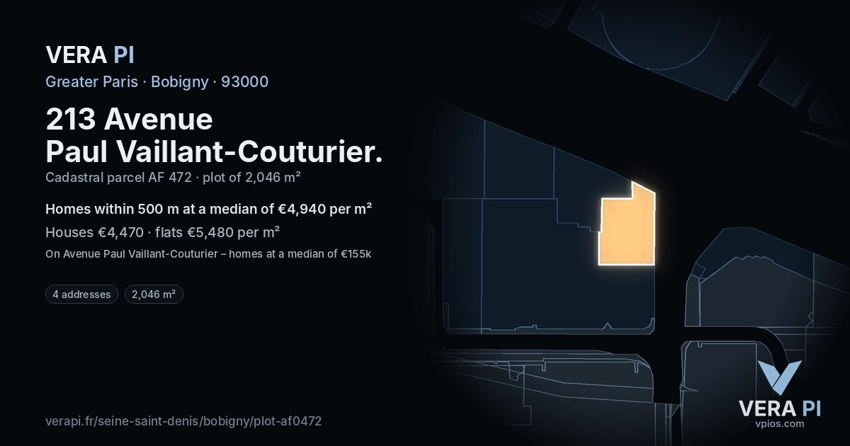 213 Avenue Paul Vaillant-Couturier, Bobigny at night – the plot lit, the parcels around coloured by the prices near them
