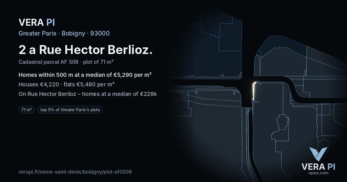 2 a Rue Hector Berlioz, Bobigny at night – the plot lit, the parcels around coloured by the prices near them