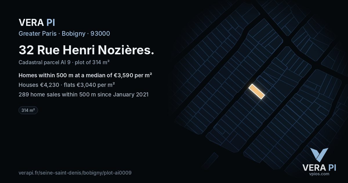 32 Rue Henri Nozières, Bobigny at night – the plot lit, the parcels around coloured by the prices near them