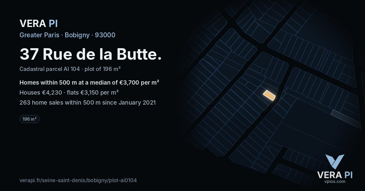 37 Rue de la Butte, Bobigny at night – the plot lit, the parcels around coloured by the prices near them
