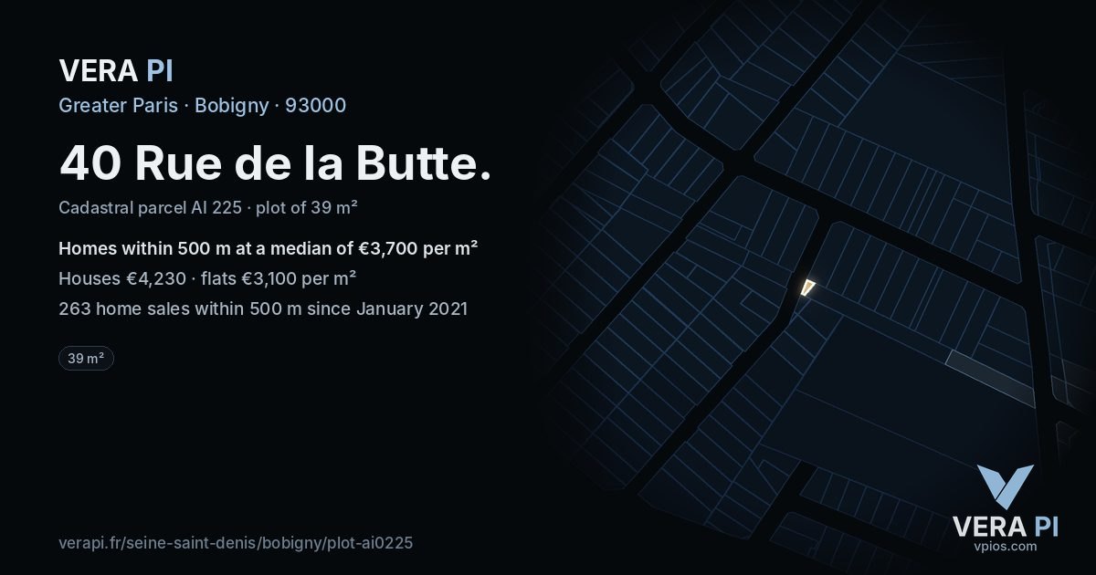 40 Rue de la Butte, Bobigny at night – the plot lit, the parcels around coloured by the prices near them