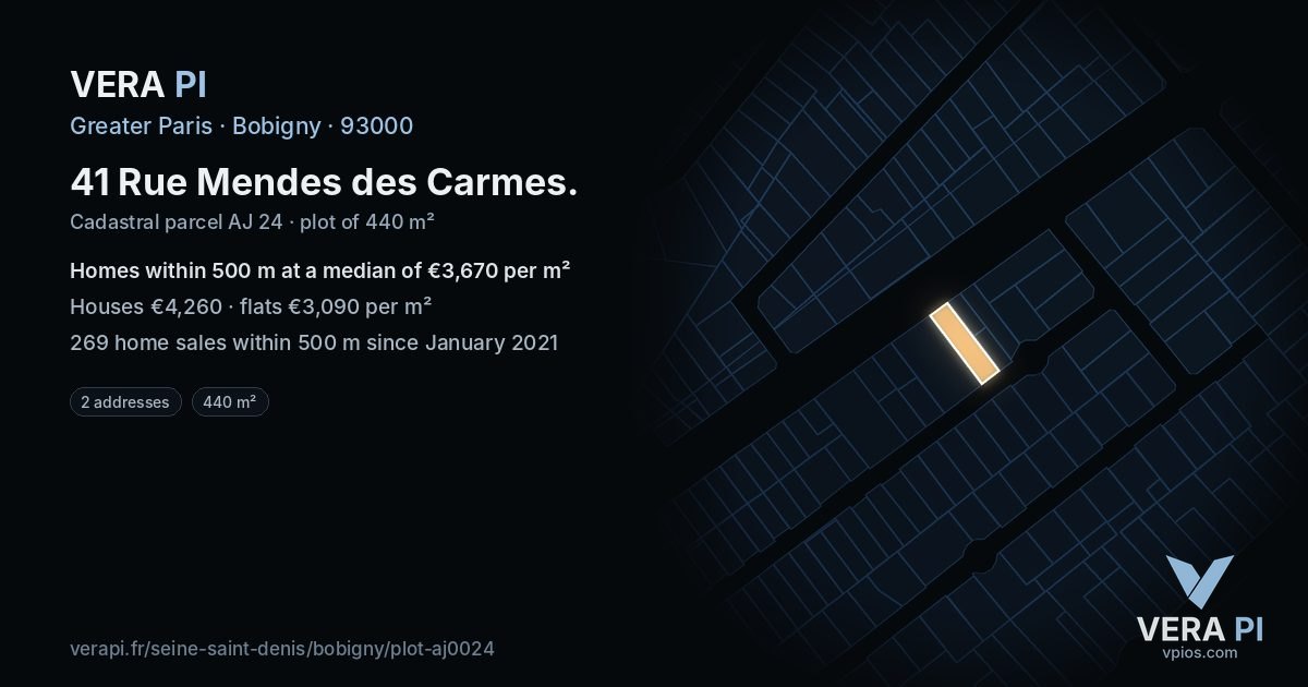 41 Rue Mendes des Carmes, Bobigny at night – the plot lit, the parcels around coloured by the prices near them