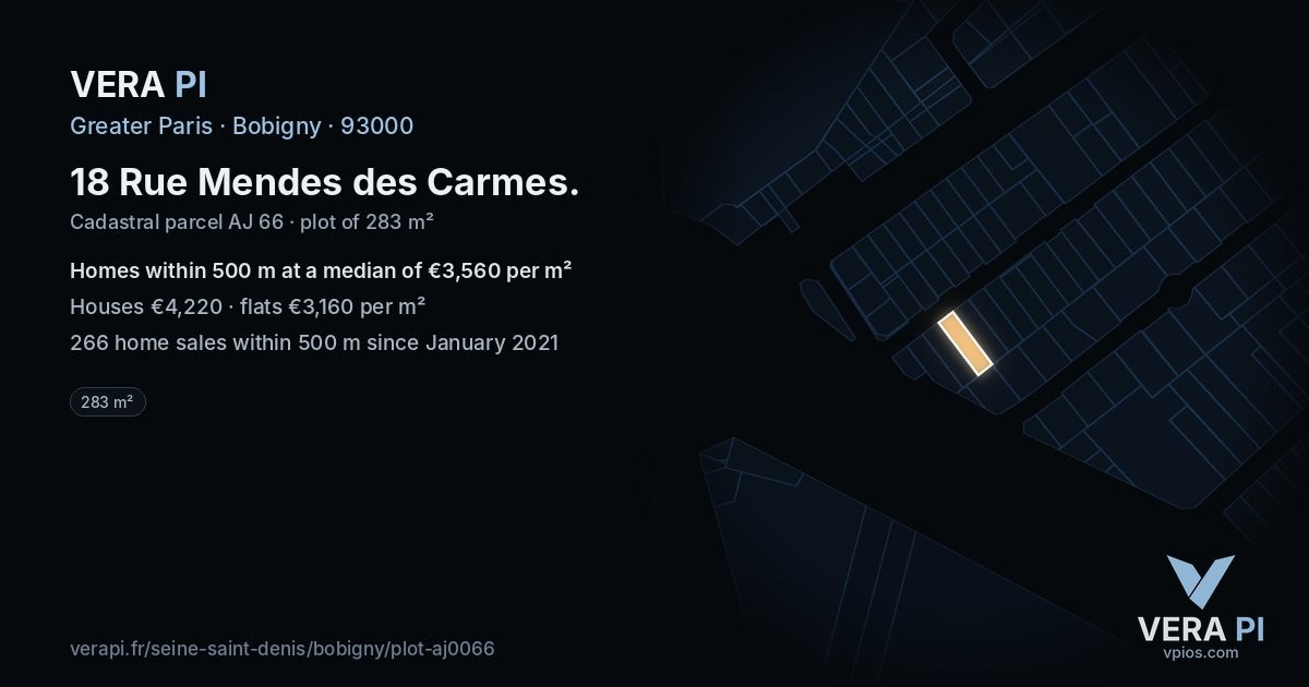 18 Rue Mendes des Carmes, Bobigny at night – the plot lit, the parcels around coloured by the prices near them