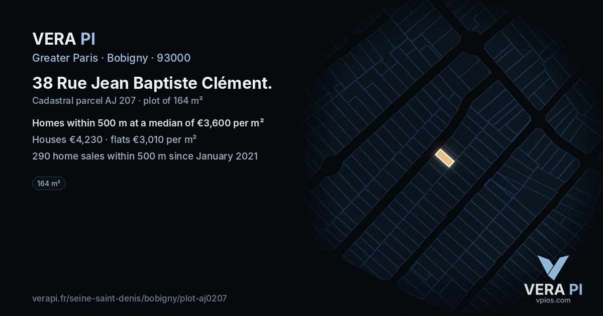 38 Rue Jean Baptiste Clément, Bobigny at night – the plot lit, the parcels around coloured by the prices near them