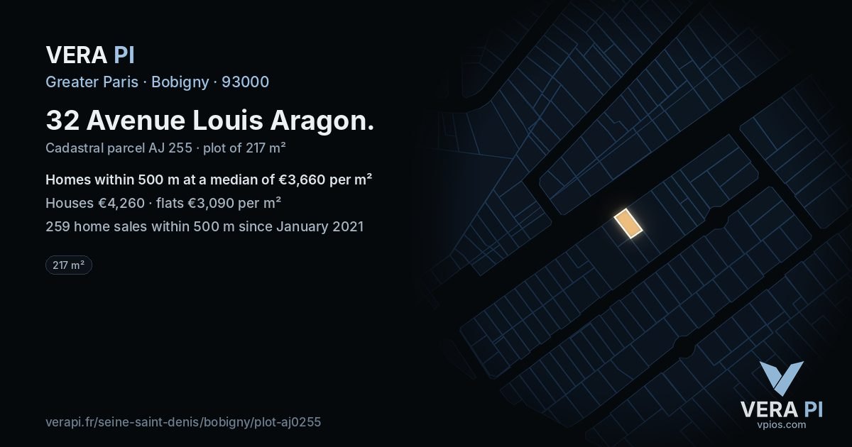32 Avenue Louis Aragon, Bobigny at night – the plot lit, the parcels around coloured by the prices near them