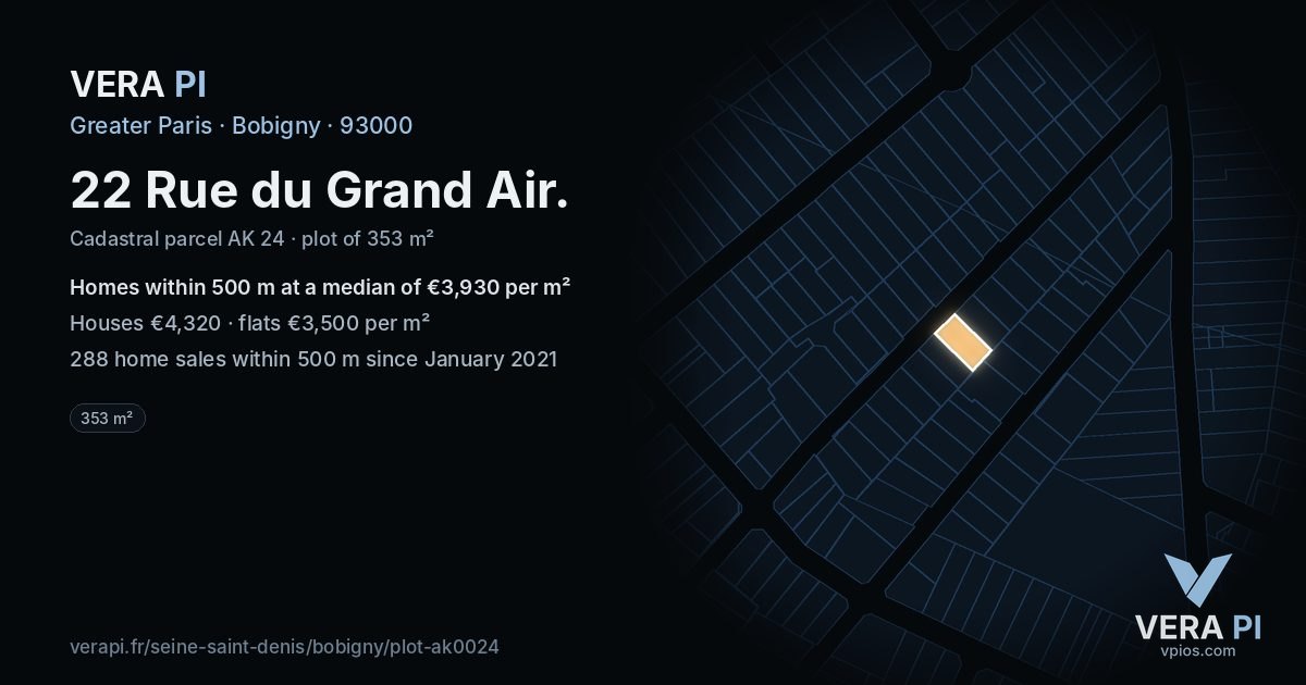 22 Rue du Grand Air, Bobigny at night – the plot lit, the parcels around coloured by the prices near them