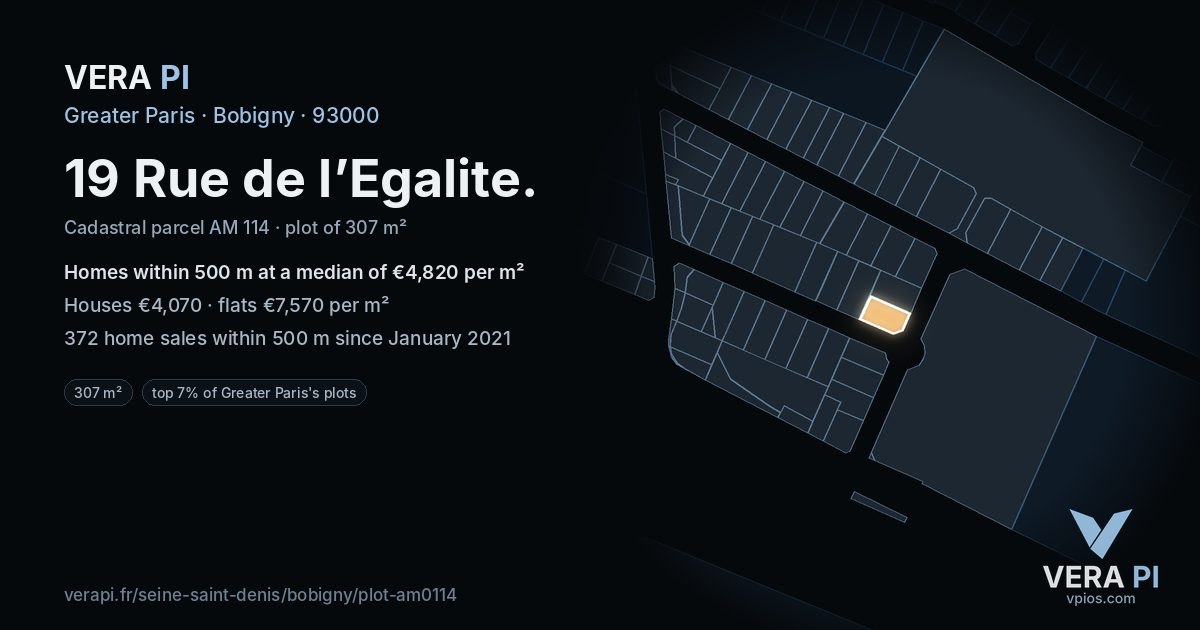 19 Rue de l’Egalite, Bobigny at night – the plot lit, the parcels around coloured by the prices near them