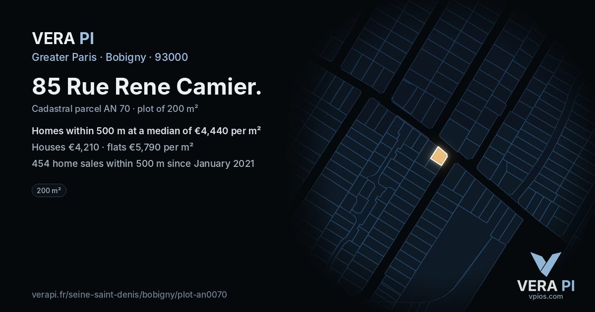 85 Rue Rene Camier, Bobigny at night – the plot lit, the parcels around coloured by the prices near them