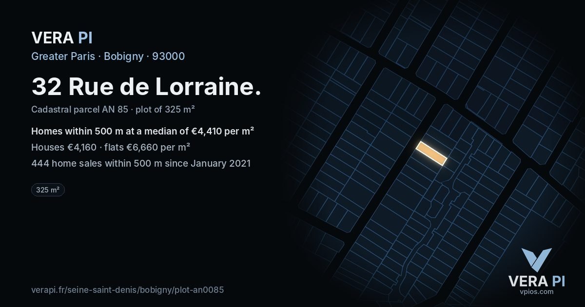 32 Rue de Lorraine, Bobigny at night – the plot lit, the parcels around coloured by the prices near them