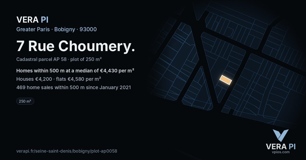 7 Rue Choumery, Bobigny at night – the plot lit, the parcels around coloured by the prices near them