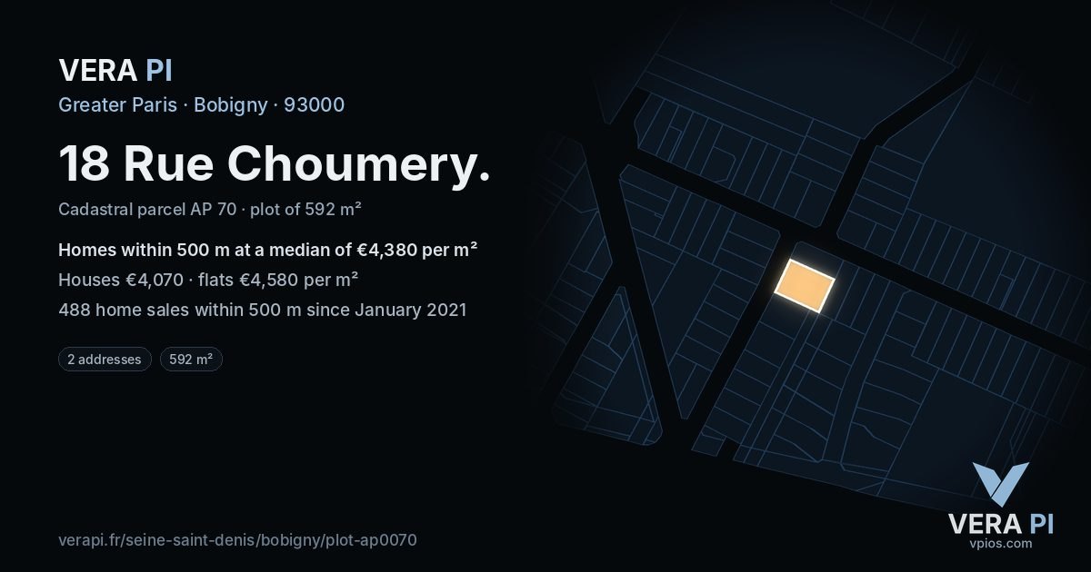 18 Rue Choumery, Bobigny at night – the plot lit, the parcels around coloured by the prices near them