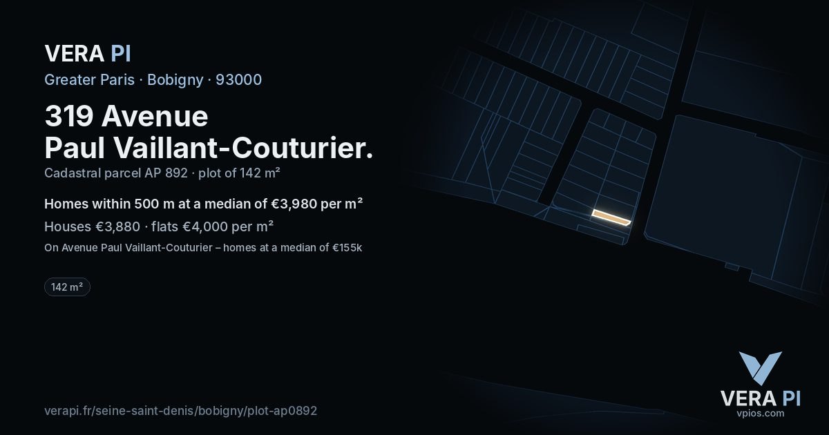 319 Avenue Paul Vaillant-Couturier, Bobigny at night – the plot lit, the parcels around coloured by the prices near them