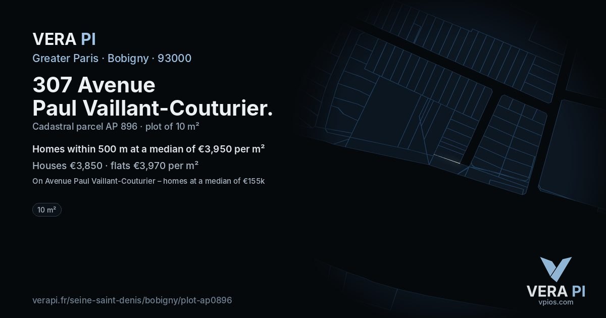 307 Avenue Paul Vaillant-Couturier, Bobigny at night – the plot lit, the parcels around coloured by the prices near them