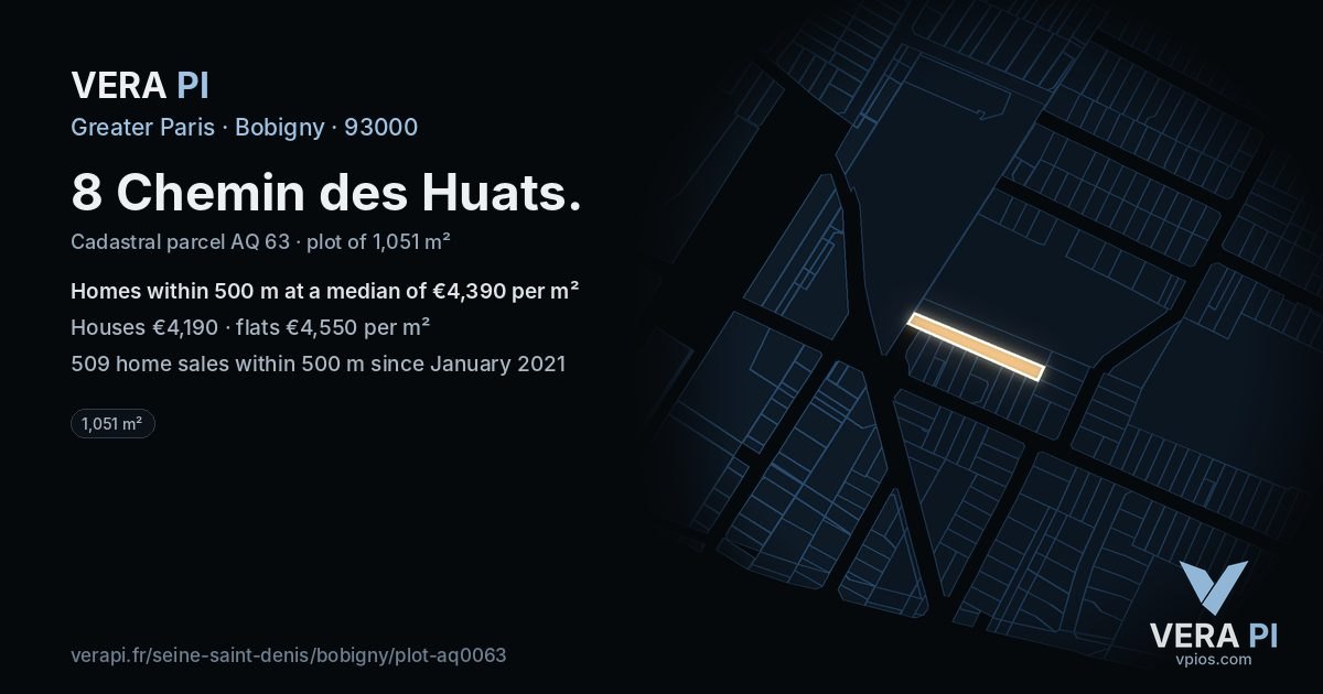 8 Chemin des Huats, Bobigny at night – the plot lit, the parcels around coloured by the prices near them