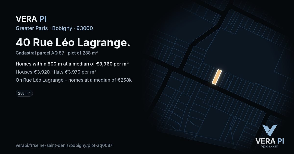 40 Rue Léo Lagrange, Bobigny at night – the plot lit, the parcels around coloured by the prices near them