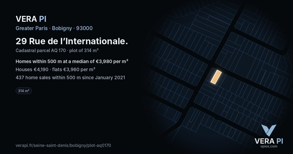 29 Rue de l’Internationale, Bobigny at night – the plot lit, the parcels around coloured by the prices near them
