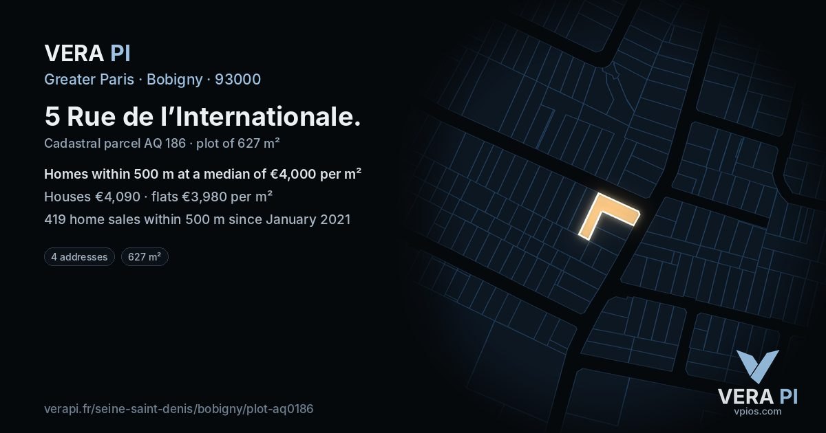 5 Rue de l’Internationale, Bobigny at night – the plot lit, the parcels around coloured by the prices near them