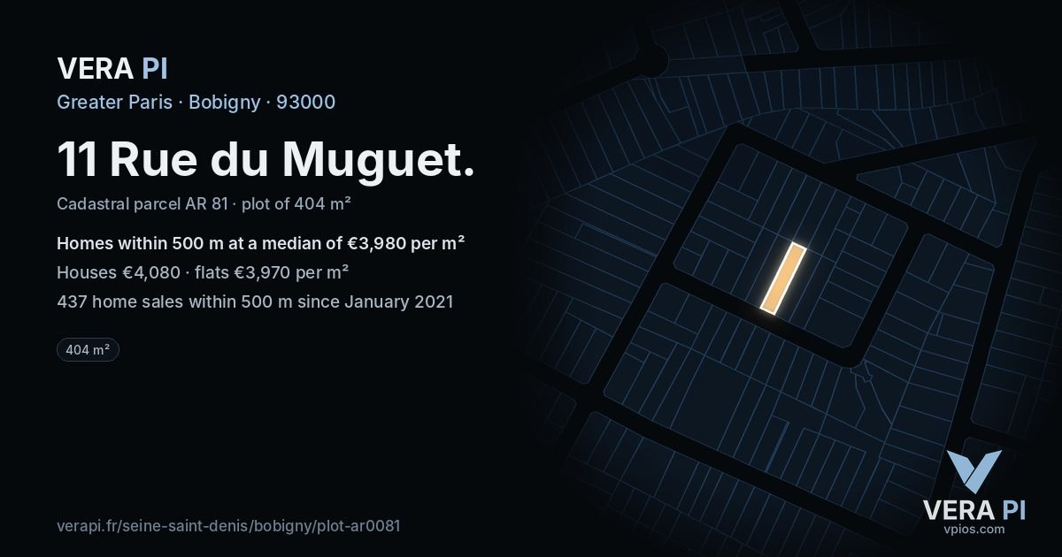 11 Rue du Muguet, Bobigny at night – the plot lit, the parcels around coloured by the prices near them