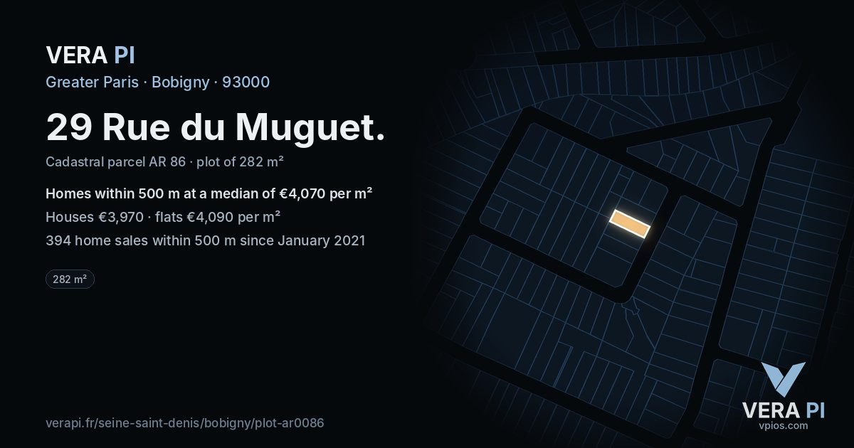 29 Rue du Muguet, Bobigny at night – the plot lit, the parcels around coloured by the prices near them