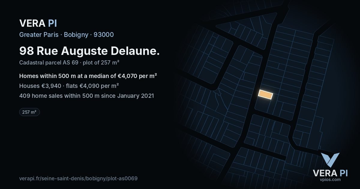 98 Rue Auguste Delaune, Bobigny at night – the plot lit, the parcels around coloured by the prices near them