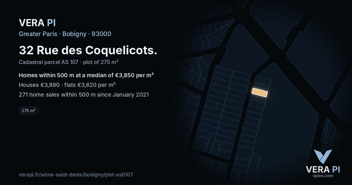 32 Rue des Coquelicots, Bobigny at night – the plot lit, the parcels around coloured by the prices near them