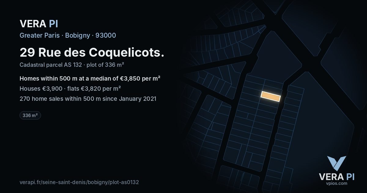 29 Rue des Coquelicots, Bobigny at night – the plot lit, the parcels around coloured by the prices near them