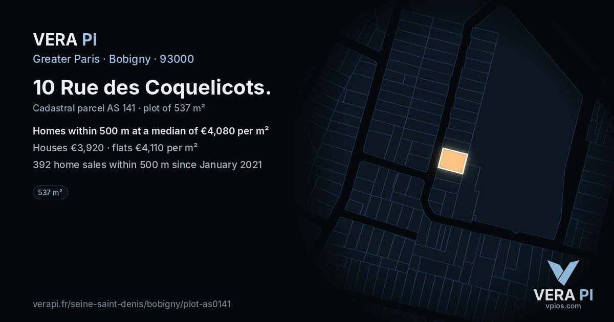 10 Rue des Coquelicots, Bobigny at night – the plot lit, the parcels around coloured by the prices near them
