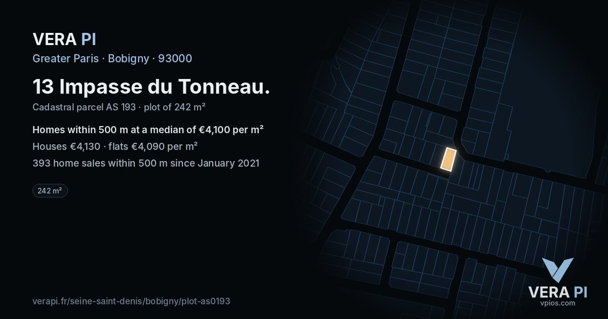 13 Impasse du Tonneau, Bobigny at night – the plot lit, the parcels around coloured by the prices near them