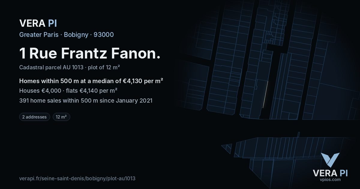 1 Rue Frantz Fanon, Bobigny at night – the plot lit, the parcels around coloured by the prices near them
