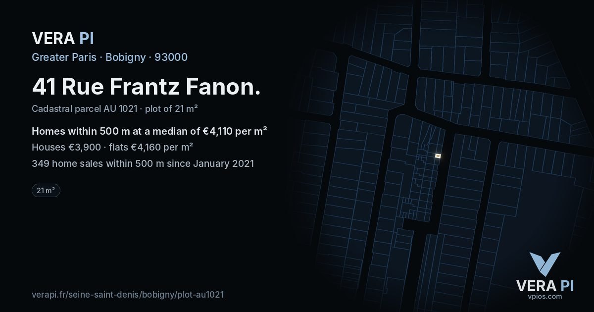 41 Rue Frantz Fanon, Bobigny at night – the plot lit, the parcels around coloured by the prices near them
