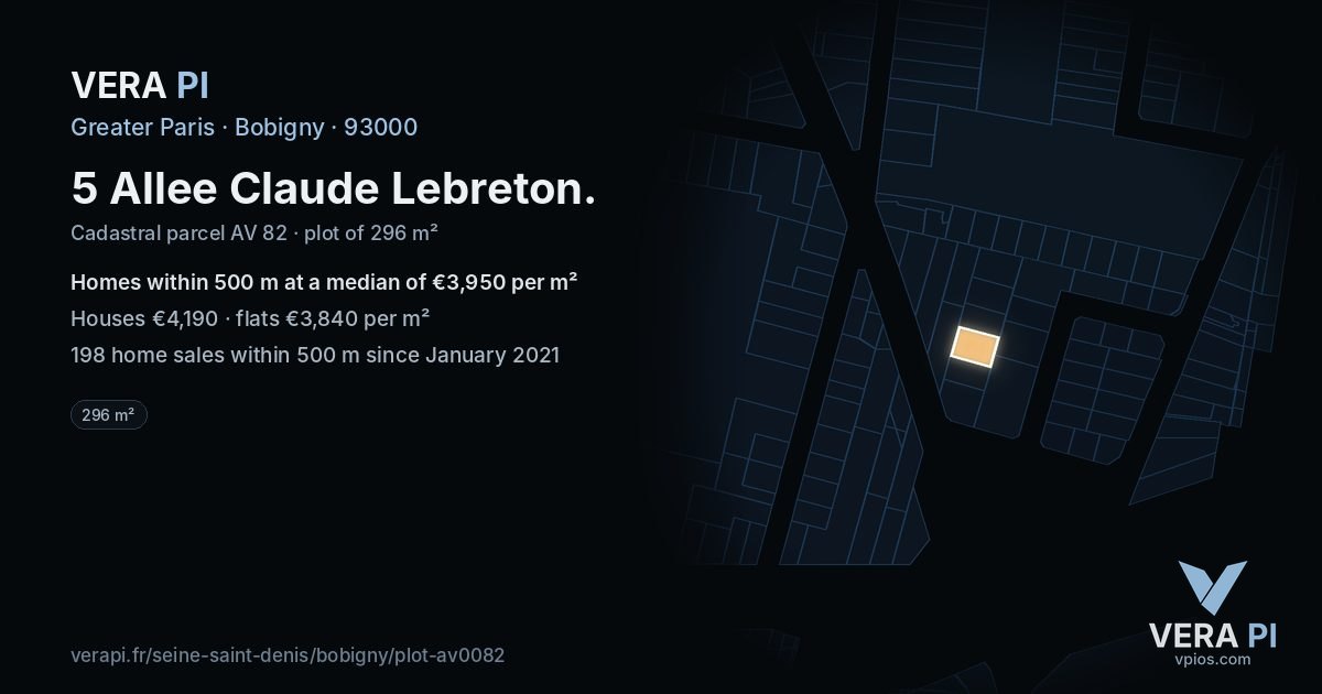5 Allee Claude Lebreton, Bobigny at night – the plot lit, the parcels around coloured by the prices near them