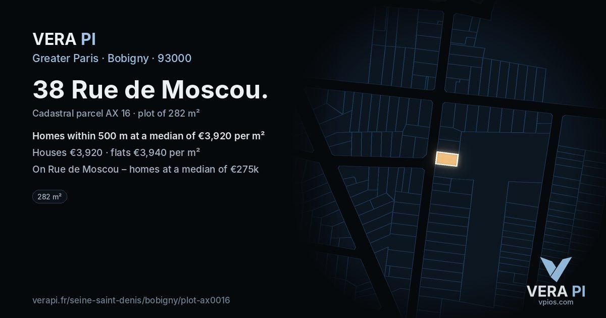 38 Rue de Moscou, Bobigny at night – the plot lit, the parcels around coloured by the prices near them