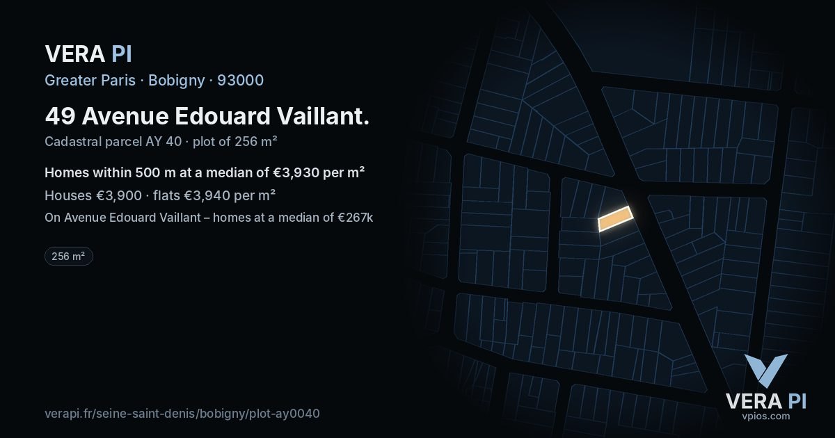 49 Avenue Edouard Vaillant, Bobigny at night – the plot lit, the parcels around coloured by the prices near them